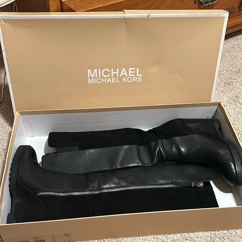 Wedge boots